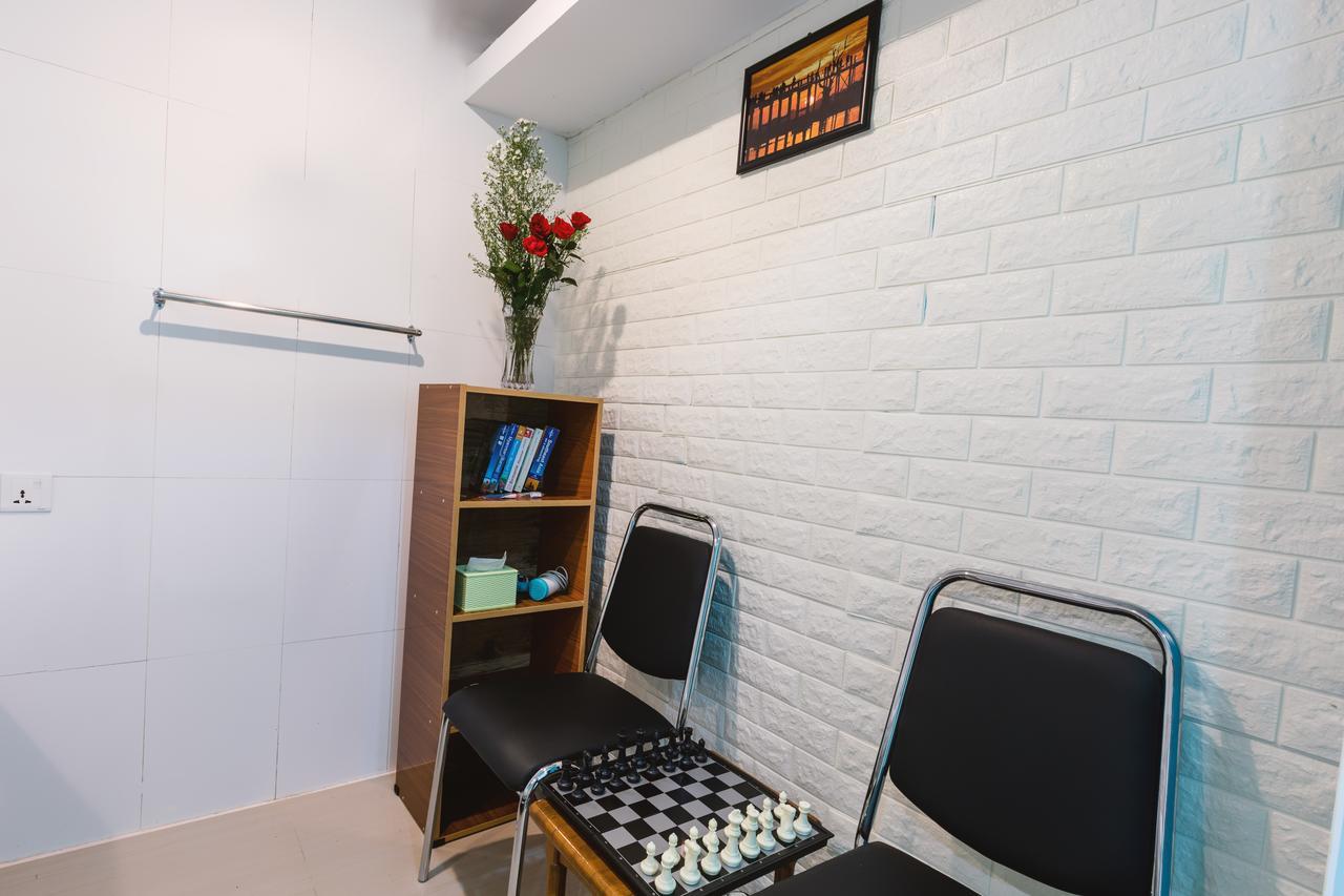 Little Monkey Hostel Yangon Luaran gambar