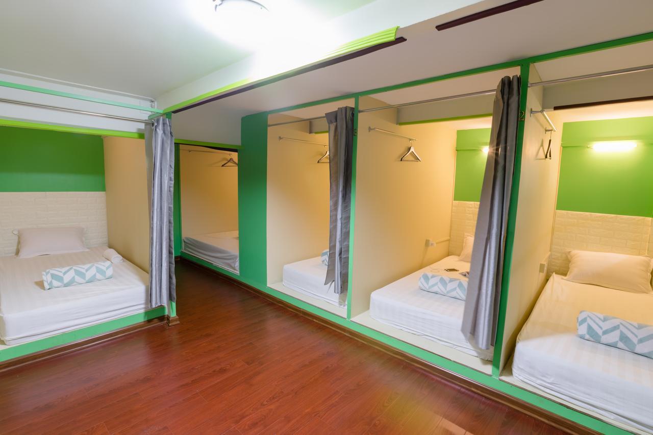 Little Monkey Hostel Yangon Luaran gambar